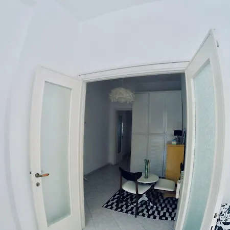 Apartment Casa Vacanze Eleonora *